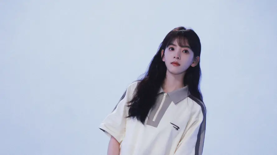 3k女明星壁纸-章若楠与-免费下载「哲风壁纸」