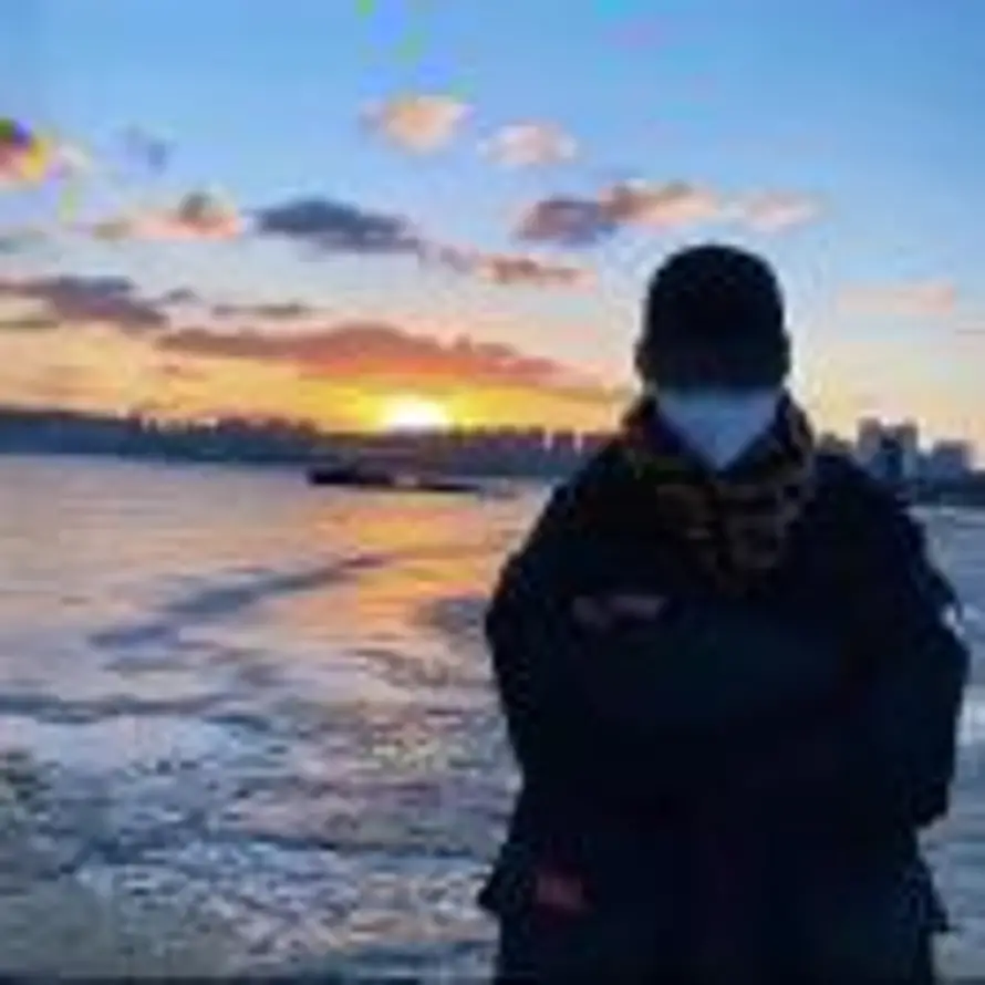 总想拥有自己的天空的头像