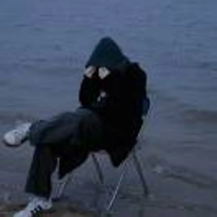 沉星*的用户头像 - 哲风壁纸