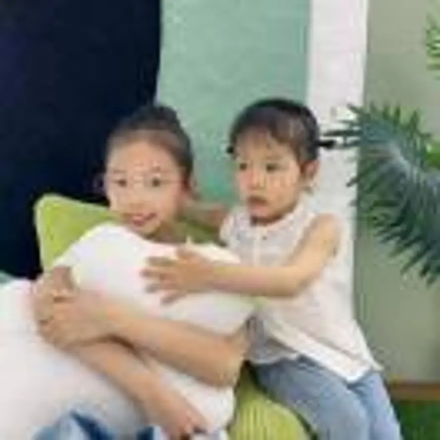 雷姐妹的头像