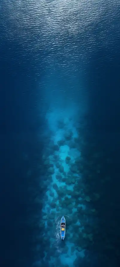 4k船只壁纸 - 俯视海面 - 透明蓝海 - wallpaper「哲风壁纸」