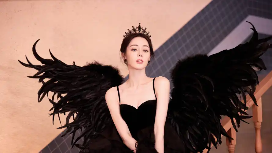 5k女明星壁纸-迪丽热巴壁纸和-壁纸推荐「哲风壁纸」