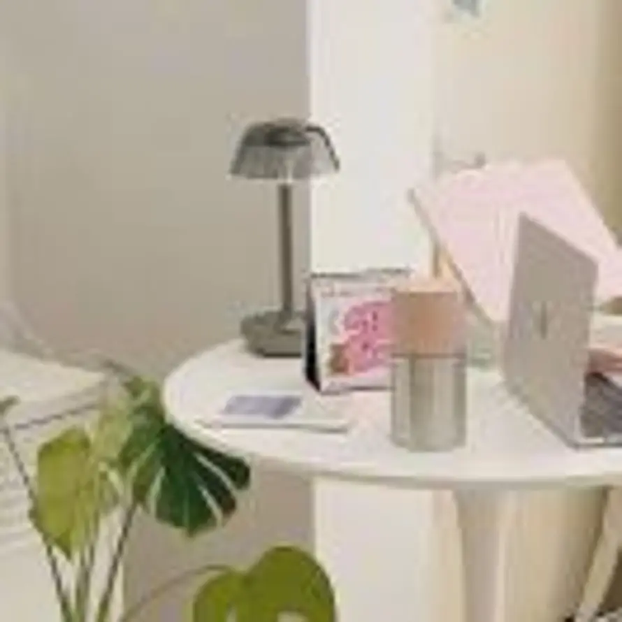 🎀🥂🎧🍀的头像