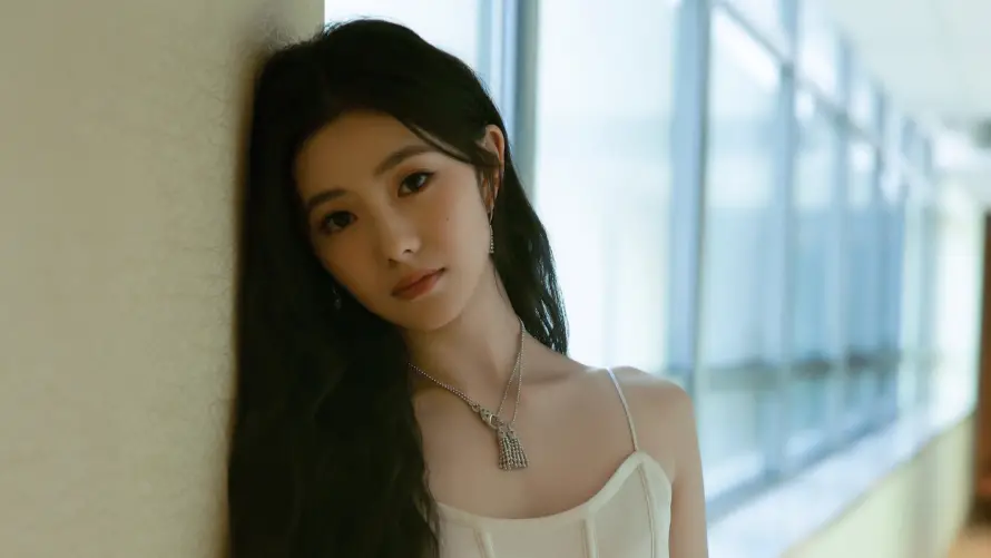 4k刘浩存壁纸-女明星与-免费下载「哲风壁纸」