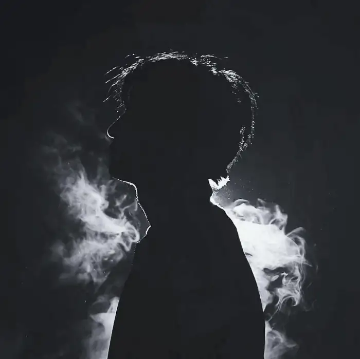 用户卓俞的头像