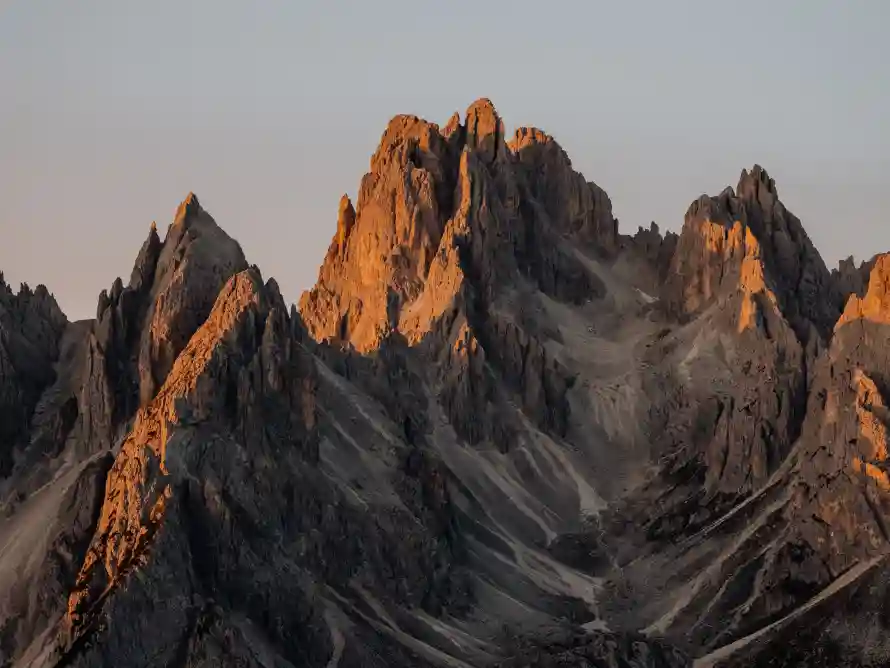 4k山景壁纸-壮丽山峰和自然-热门的壁纸「哲风壁纸」