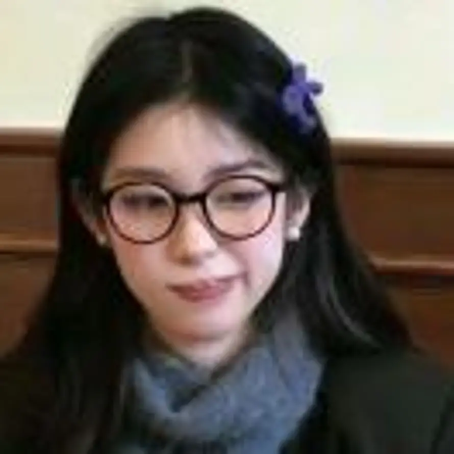 L Yzzhu的头像