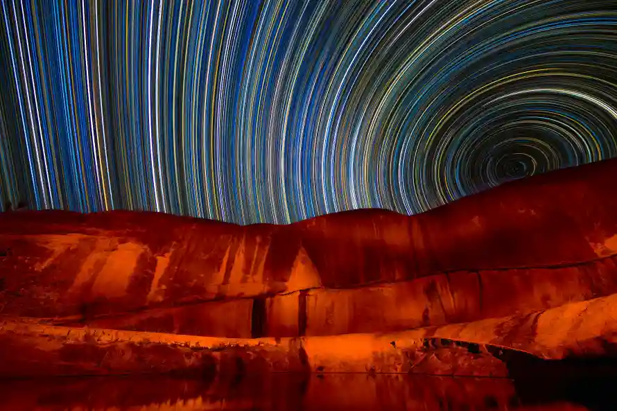 4k夜空壁纸-沙漠星空 - 戈壁-红色地貌壁纸分享「哲风壁纸」