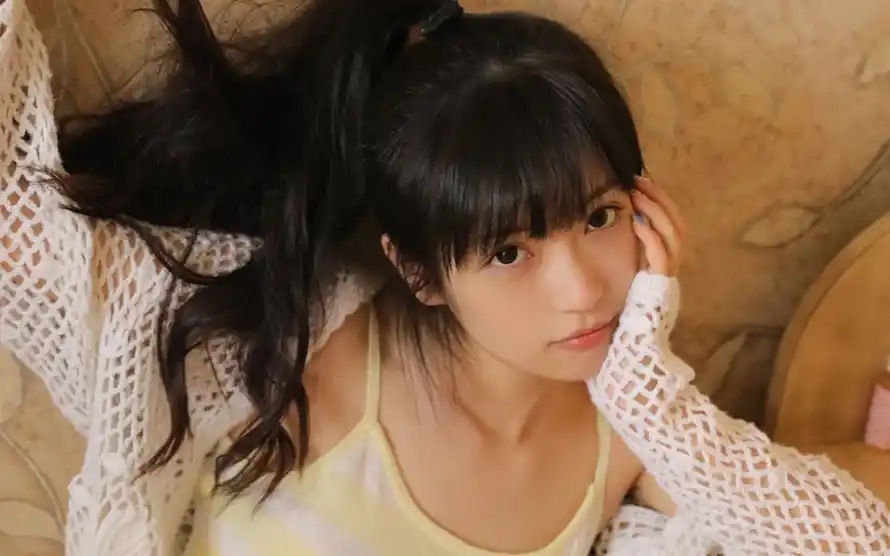 2k可爱壁纸-可爱美女 - 美女-居家写真壁纸分享「哲风壁纸」