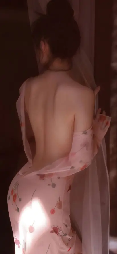 4k性感壁纸 - 美女 - 美背 - 优雅背影「哲风壁纸」