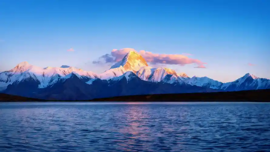 4k日照金山壁纸 - 山水美景 - 贡嘎雪山 - wallpaper「哲风壁纸」