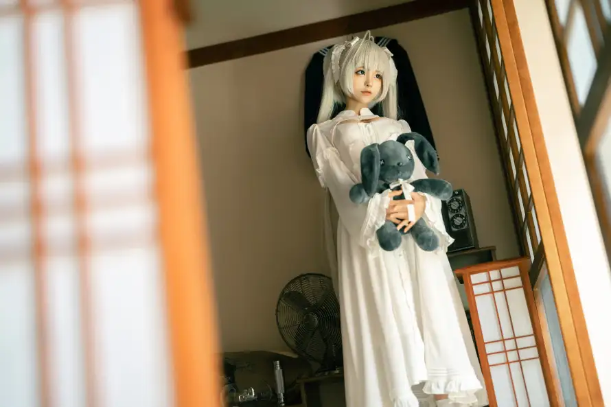 4k和风壁纸 - 二次元 - 抱玩偶 - 美少女「哲风壁纸」 4k和风壁纸 - 二次元 - 抱玩偶 - 美少女「哲风壁纸」