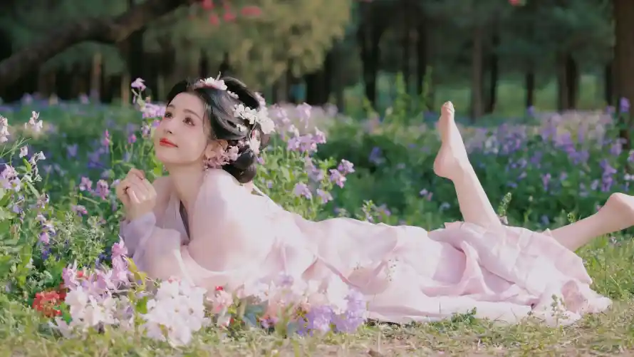 4k古装壁纸 - 古风 - 美女 - 花海「哲风壁纸」