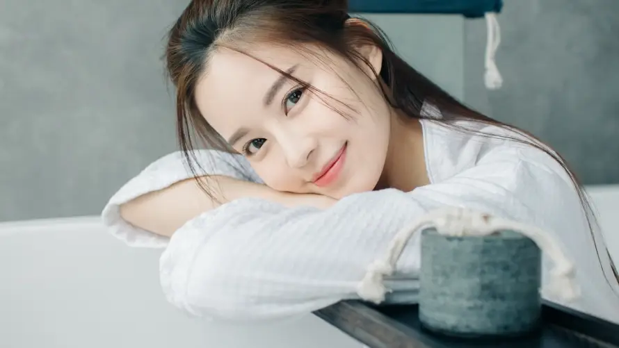 4k微笑壁纸 - 浴室 - 白衣 - 美女「哲风壁纸」 4k微笑壁纸 - 浴室 - 白衣 - 美女「哲风壁纸」
