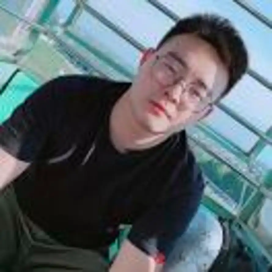 小张和小丽的头像