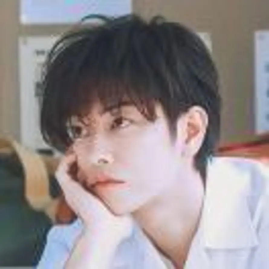 夜鱼ᥫᩣ༠°的头像