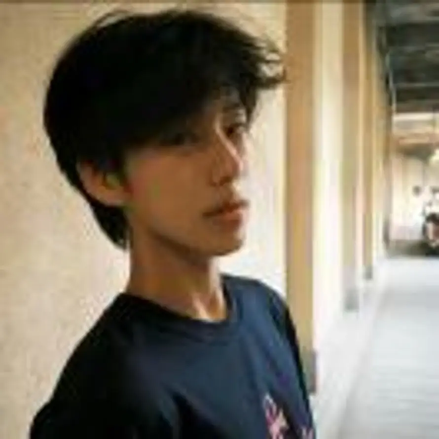 东京下雨夜的头像