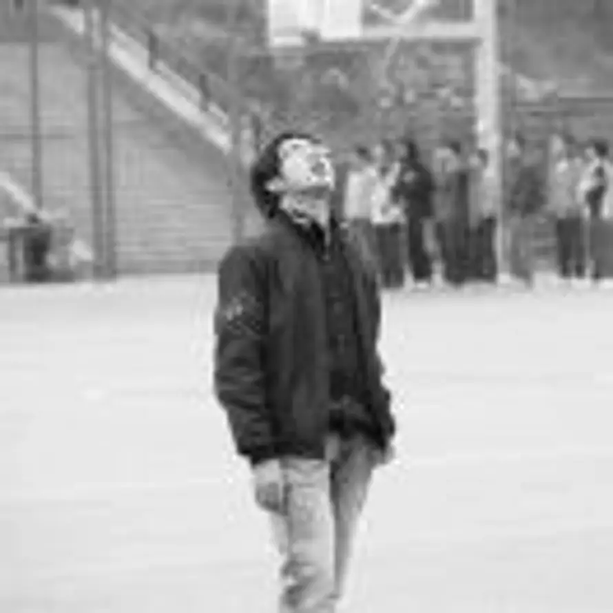 南宫朔丶的头像