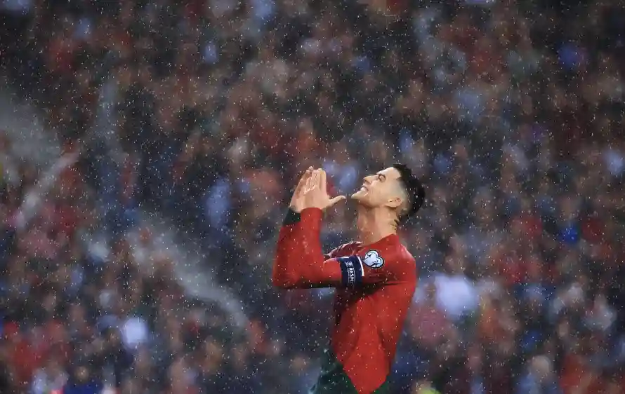 4kC罗壁纸 - 庆祝 - 球星 - 赛场「哲风壁纸」 4kC罗壁纸 - 庆祝 - 球星 - 赛场「哲风壁纸」