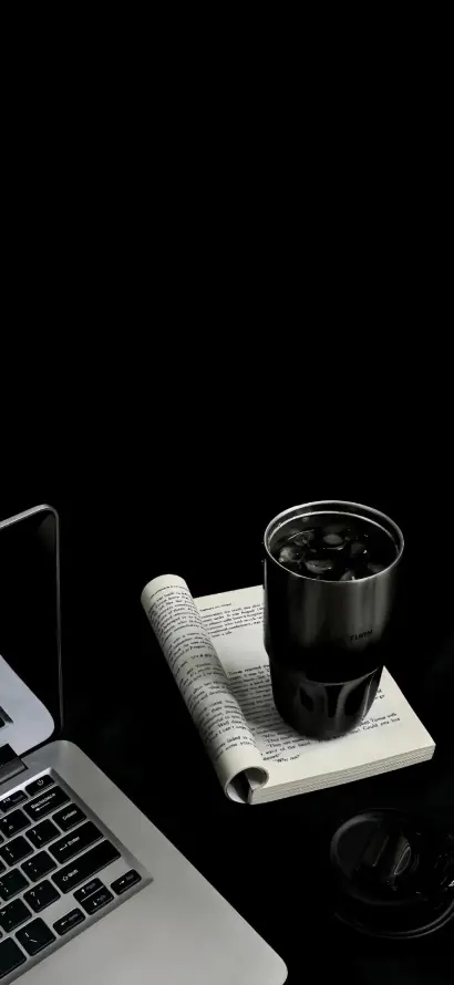 4k黑色壁纸 - 鼠标 - 咖啡杯 - 深色系「哲风壁纸」