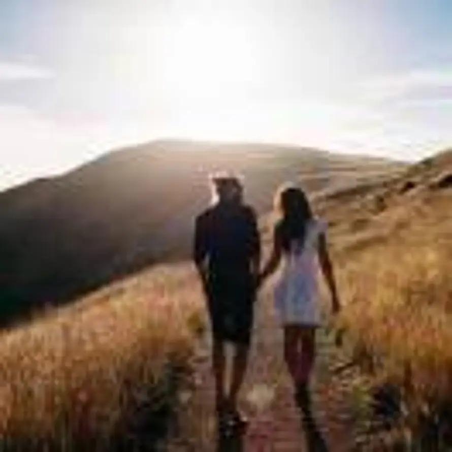 丶曹阳的用户头像 - 哲风壁纸