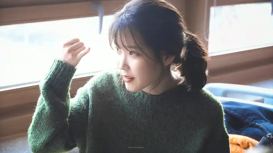 4kIU壁纸 - 室内 - 日常 - 窗户「哲风壁纸」