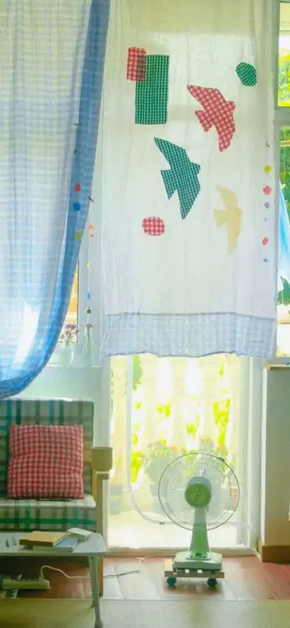 4k沙发壁纸 - 温馨 - 窗帘 - 绿植「哲风壁纸」