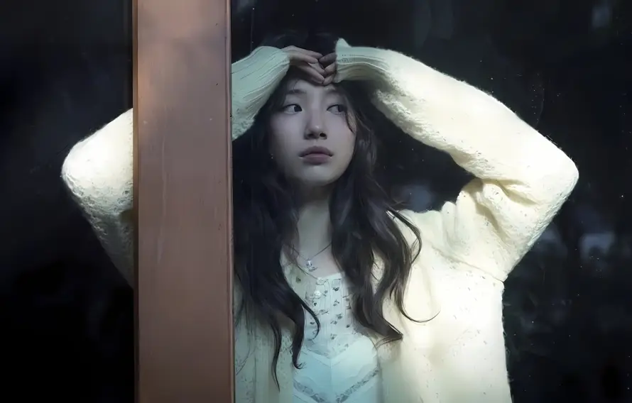 2k室内壁纸-裴智秀 - 玻璃-玻璃反射壁纸分享「哲风壁纸」