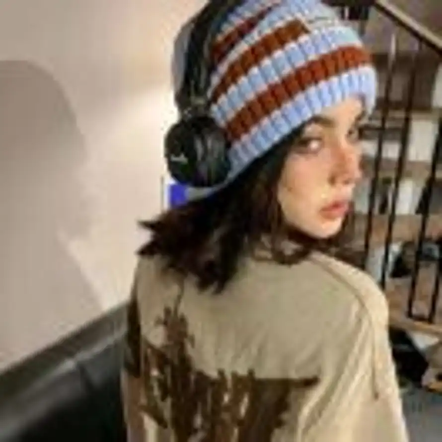 -Sinx（Sia努力上班版）的头像