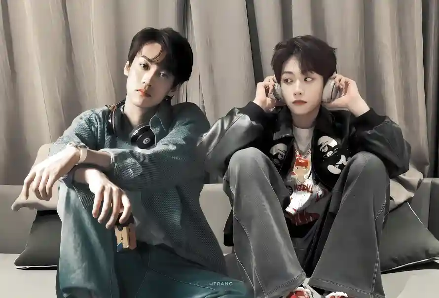 4k室内壁纸 - 梓渝 - 沙发 - 耳机「哲风壁纸」 4k室内壁纸 - 梓渝 - 沙发 - 耳机「哲风壁纸」