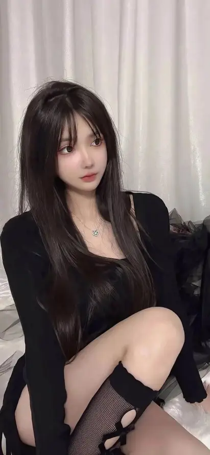 4k室内壁纸 - 长发 - 黑丝 - 手机壁纸「哲风壁纸」