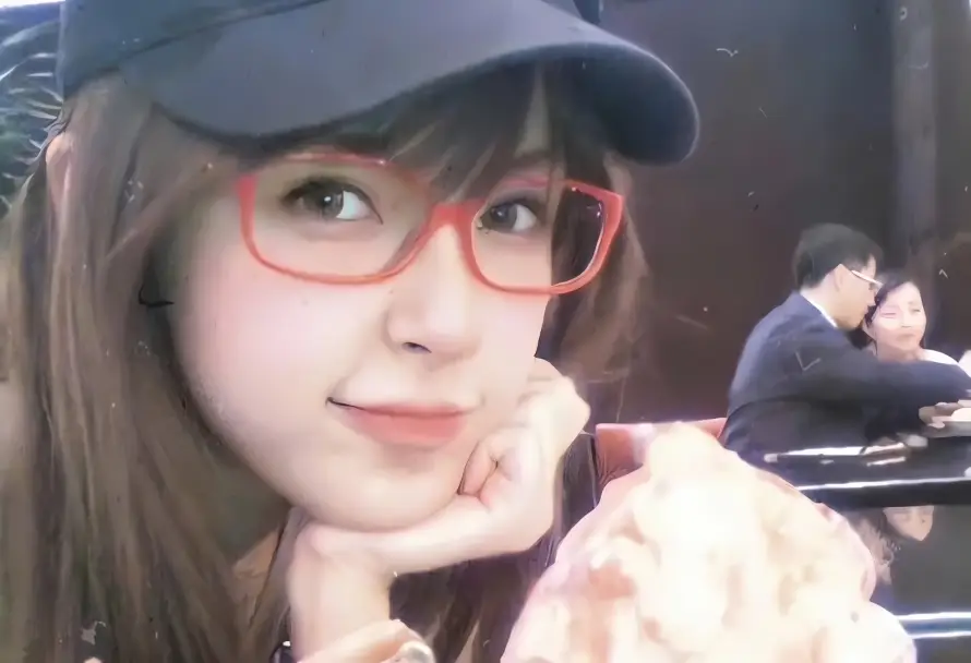 4k冰沙壁纸 - 户外 - 托腮 - 早期「哲风壁纸」 4k冰沙壁纸 - 户外 - 托腮 - 早期「哲风壁纸」