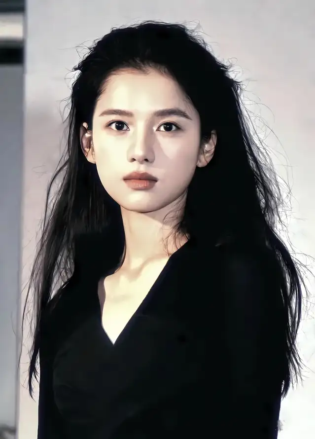 4k明星壁纸 - 气质 - 长发 - 黑白「哲风壁纸」