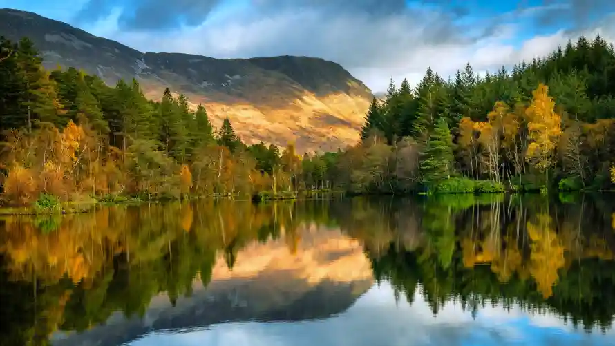 4k山脉壁纸 - 树林 - 湖泊 - 秋景「哲风壁纸」