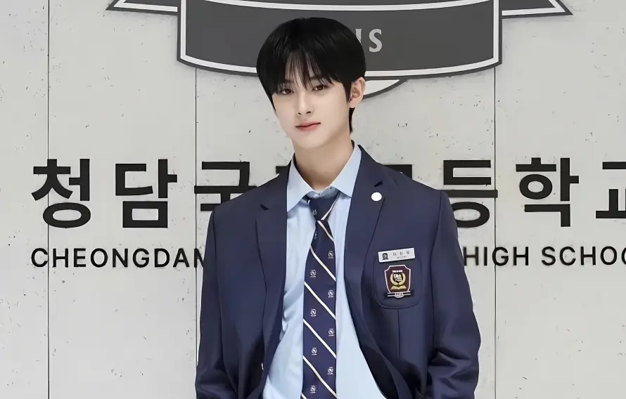 4k校园壁纸 - 校服 - 消费 - 西装「哲风壁纸」 4k校园壁纸 - 校服 - 消费 - 西装「哲风壁纸」