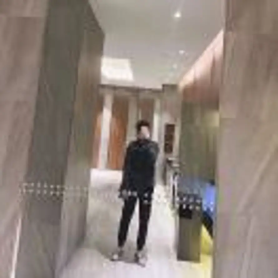 💭          旧人的头像