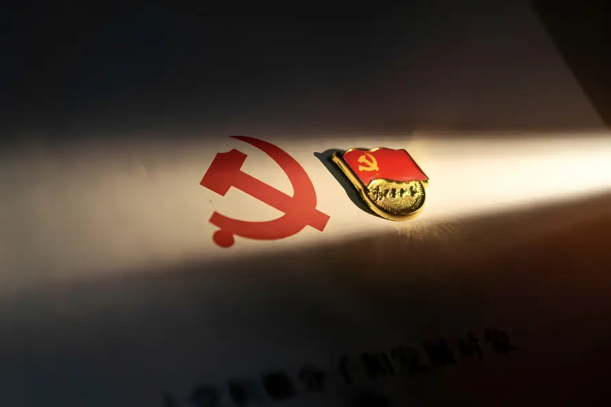 2k光影壁纸-跟党走 - 党徽-红色标志热门的壁纸「哲风壁纸」