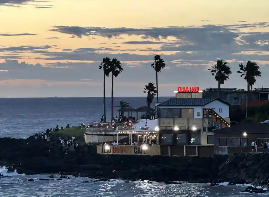 4k晚霞壁纸 - 海边 - 房屋 - wallpaper「哲风壁纸」