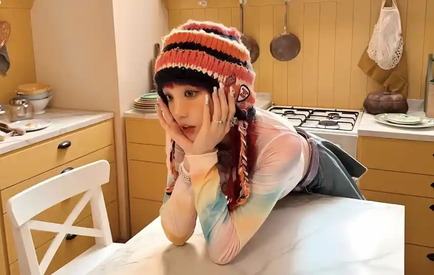 4k厨房壁纸 - 餐桌 - 宋雨琦 - 毛线帽「哲风壁纸」 4k厨房壁纸 - 餐桌 - 宋雨琦 - 毛线帽「哲风壁纸」