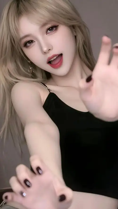 4k吊带壁纸 - 美女 - 金发 - 黑衣「哲风壁纸」