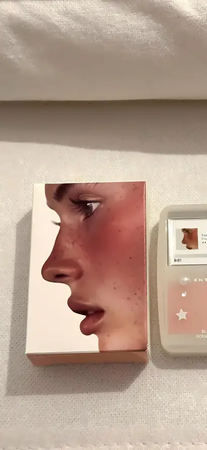 4k淡色壁纸 - 简约 - 美妆盒 - ins风「哲风壁纸」