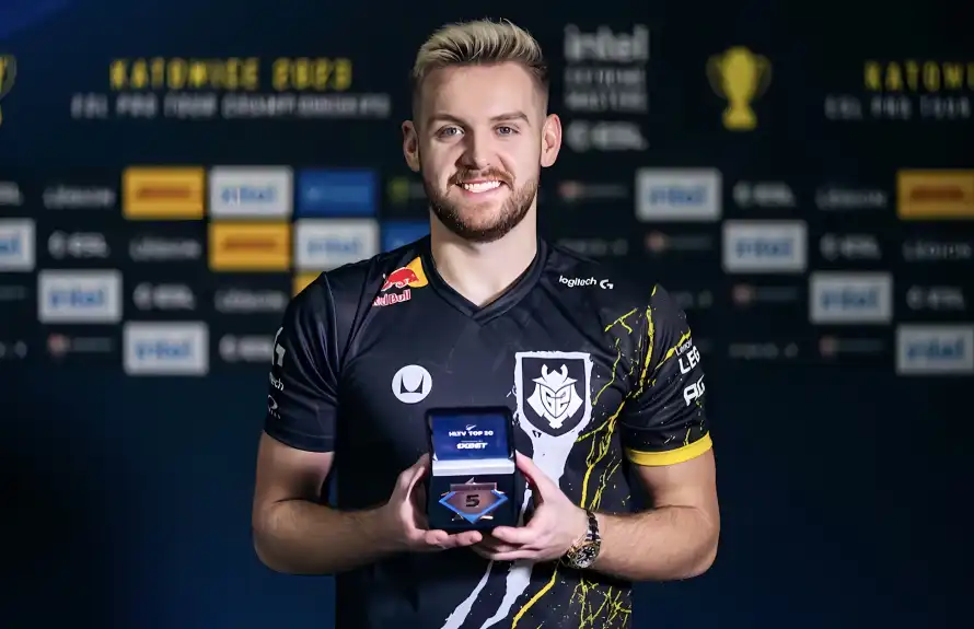 4k奖杯壁纸 - Niko - 电竞选手 - Intel「哲风壁纸」 4k奖杯壁纸 - Niko - 电竞选手 - Intel「哲风壁纸」