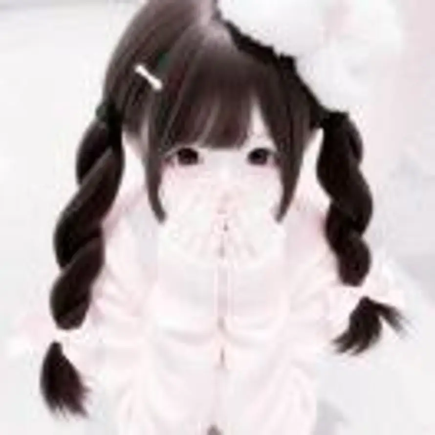 甜点兔（着急打电话）的头像