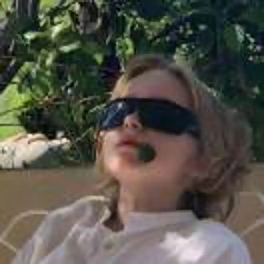 没事多喝水的头像