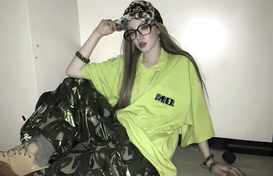 4k眼镜壁纸 - 豹纹 - 宋雨琦 - 迷彩裤「哲风壁纸」