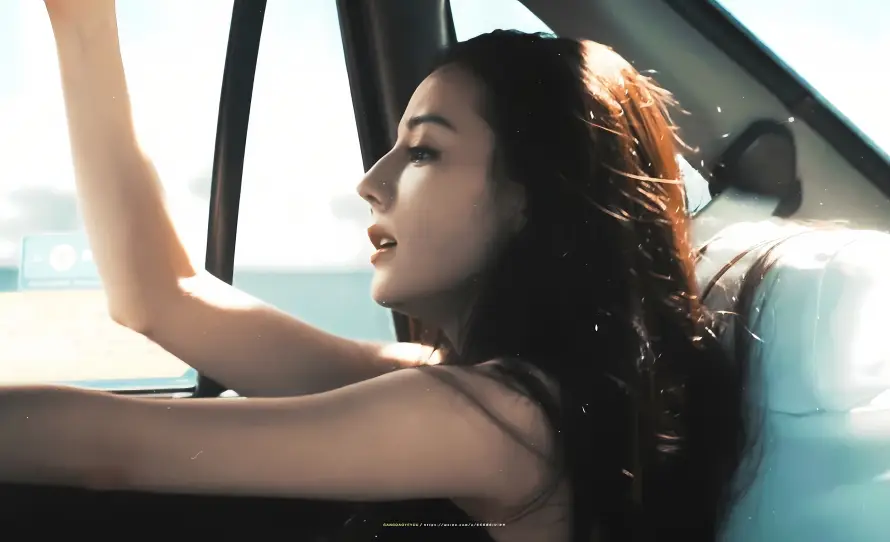 4k侧脸壁纸 - 车内 - 长发 - 聂九罗「哲风壁纸」