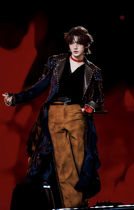 4k穿搭壁纸 - 舞台 - 表演 - 宋亚轩「哲风壁纸」