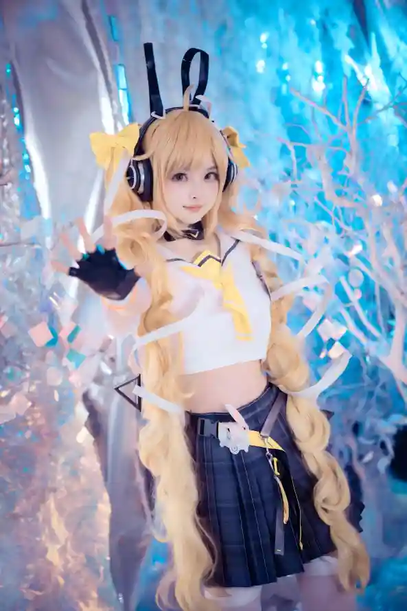 4kcos壁纸 - 安琪拉 - 时之奇旅 - 蓝色背景「哲风壁纸」