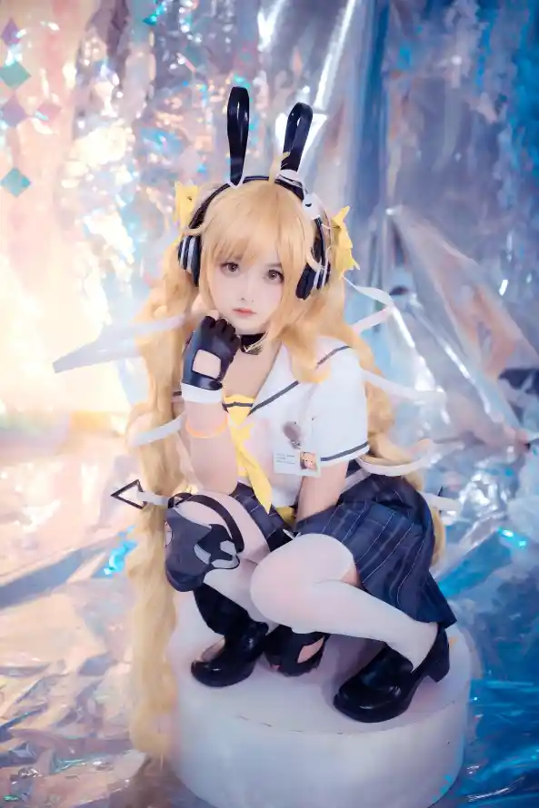 4k白丝壁纸 - 金发 - 黑裙 - cos「哲风壁纸」