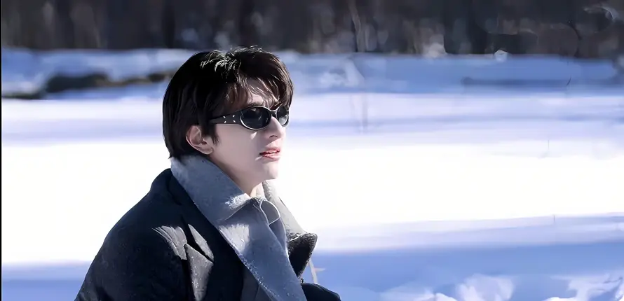 4k冬日壁纸 - 围巾 - 墨镜 - 林一「哲风壁纸」